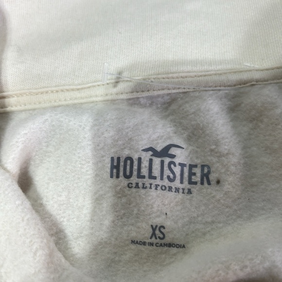 Hollister Crop Pullover Sweatshirt,1/2 zip,long sleeve,rib knit waist/cuffs,soft - Picture 6 of 9